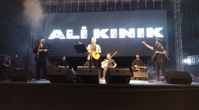 ALİ KINIK KONSER VERDİ, YOĞUN KATILIM OLDU...